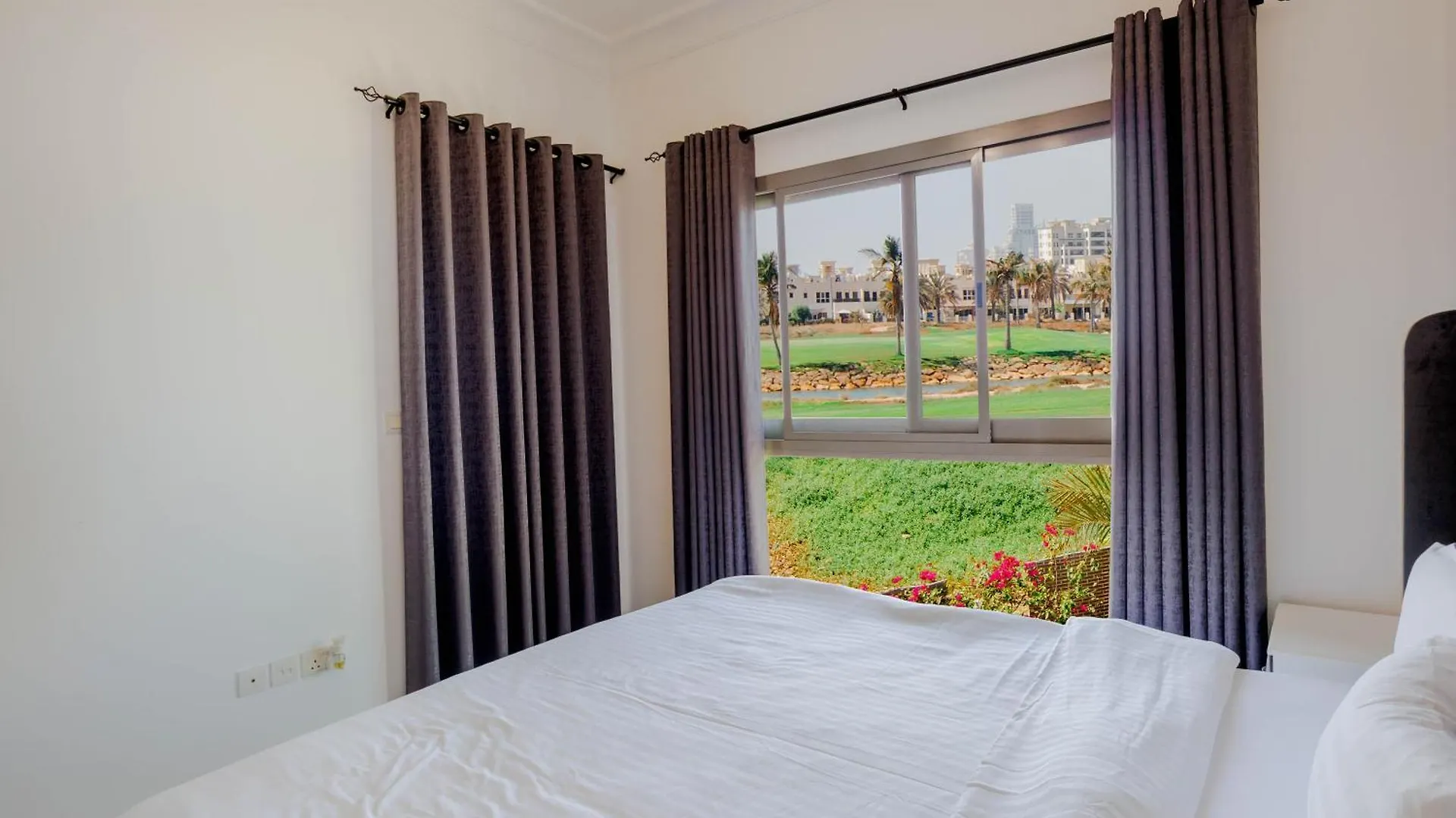 Luxurious Vacation Villa With Private Pool Ras al-Khaimah